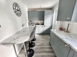 Kitchen- click for photo gallery